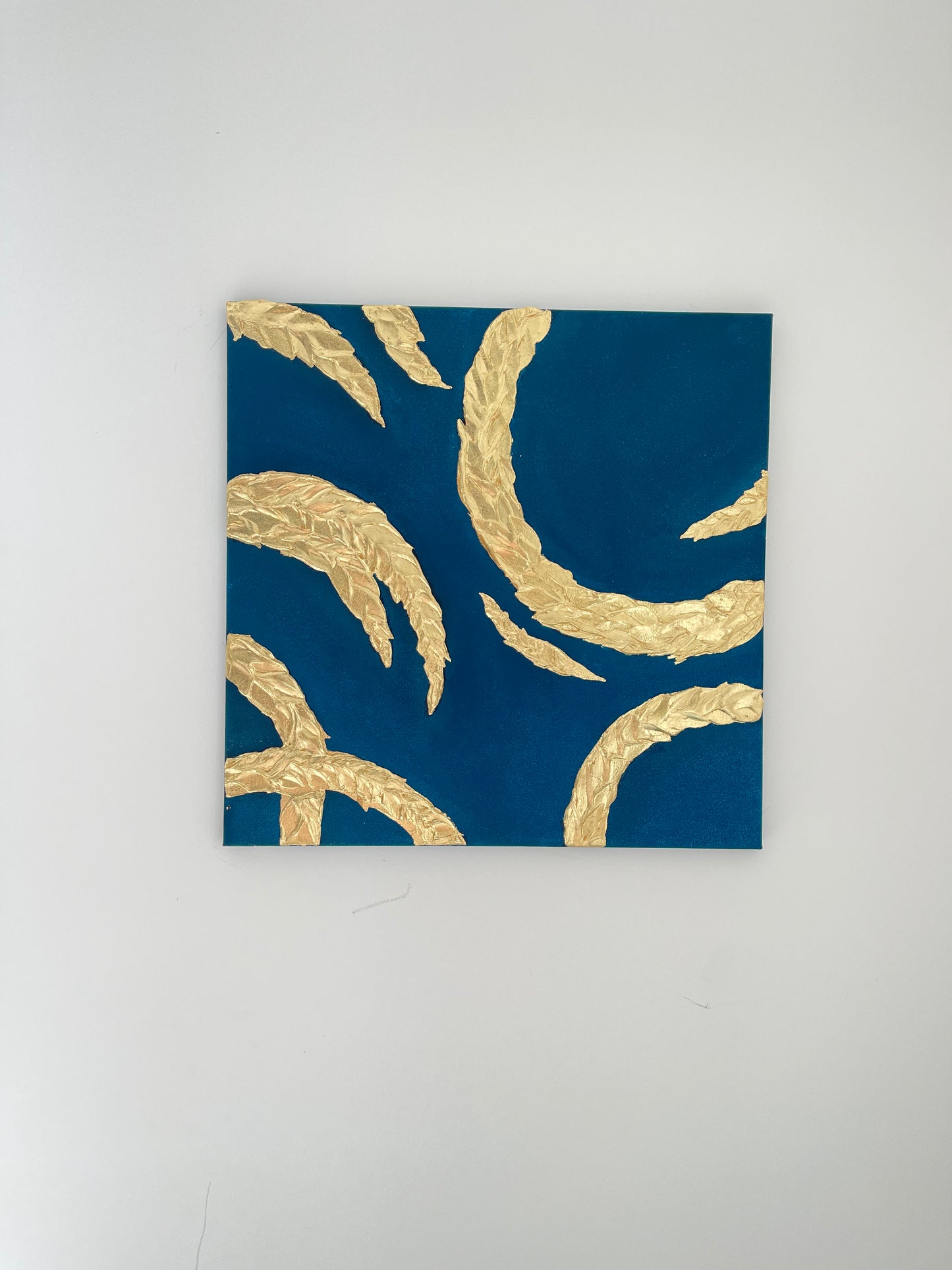 Sold! Gold Laurel 51x51