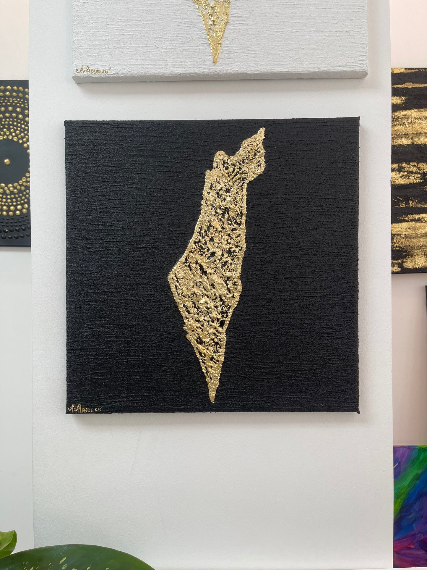 Golden Israel black 16x16 inch